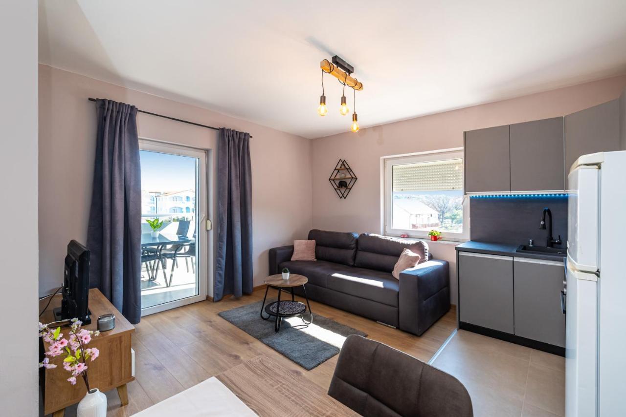 Drazice Apartment